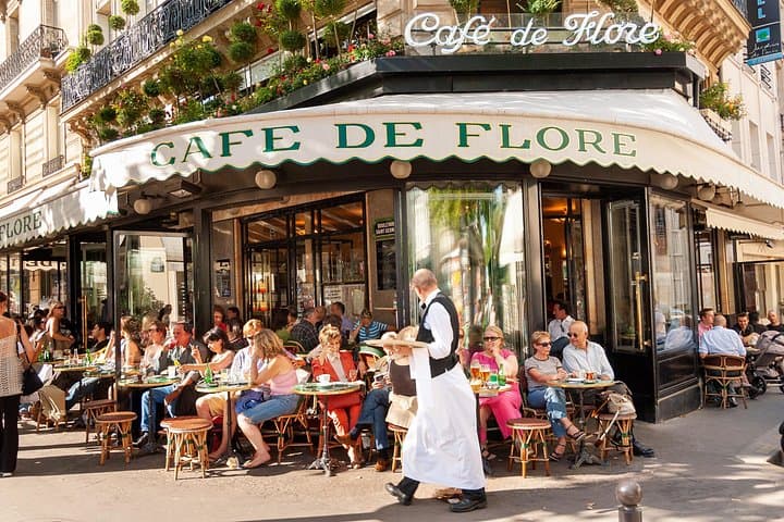 Paris Private Tour: Highlights, Top Quarters & Eiffel Tower — photo 11