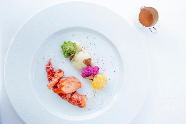 Paris at the First Lodges - Ducasse sur Seine Lunch Cruise — photo 7