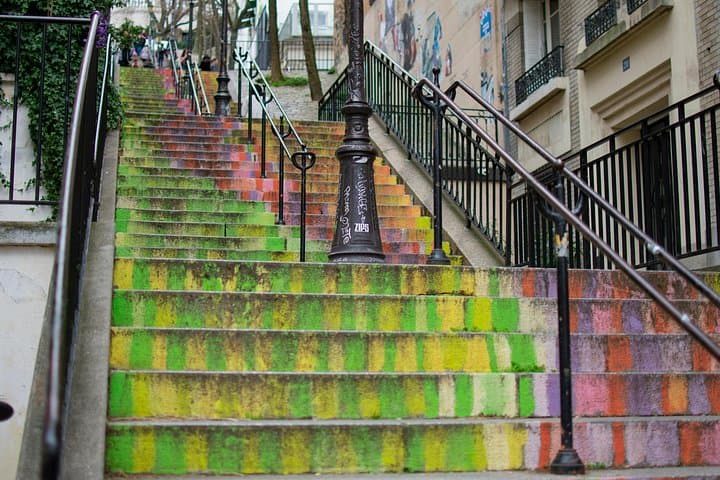 Paris: Montmartre and Sacre Coeur Private Tour for Kids and Families — photo 5