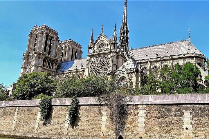 The Medieval Heart of Paris - History Walk (Small Group Tour) — photo 6