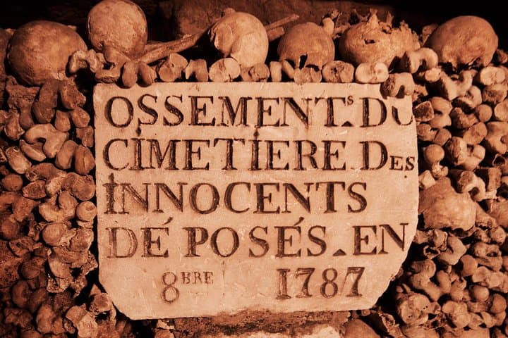 Catacombs of Paris Small Group Restricted Access Tour — photo 8
