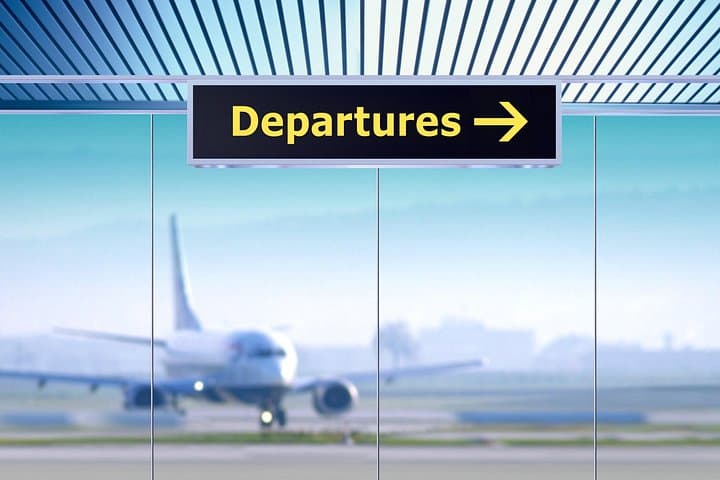 Paris Private Departure Transfer: Hotel to CDG or Orly Airport — photo 7