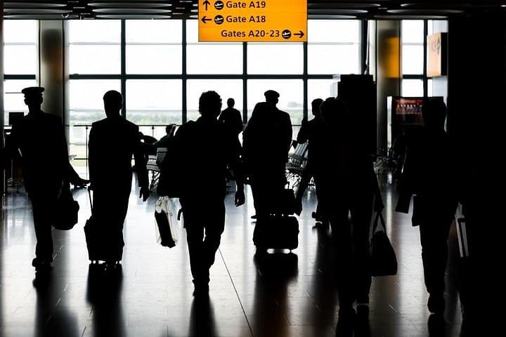 Paris Private Departure Transfer: Hotel to CDG or Orly Airport — photo 5