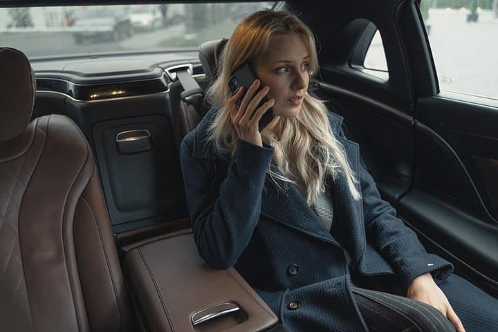 CDG Airport Transfer Paris Professional Driver — photo 8
