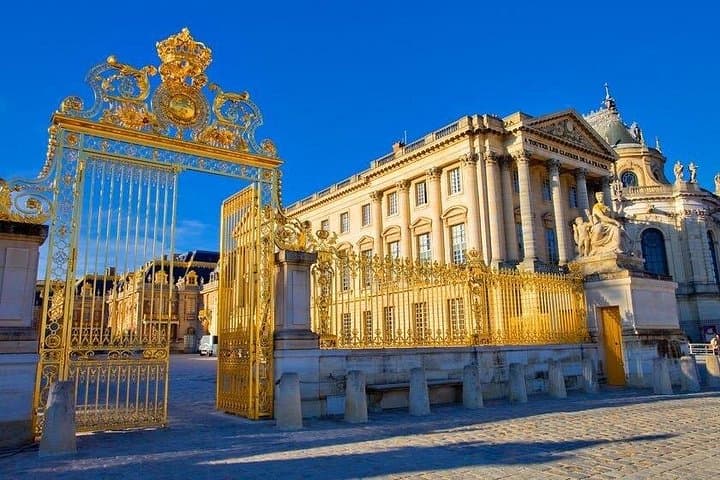 VERSAILLES CASTLE Round-Trip Transfer from Paris by Luxury Van — photo 4