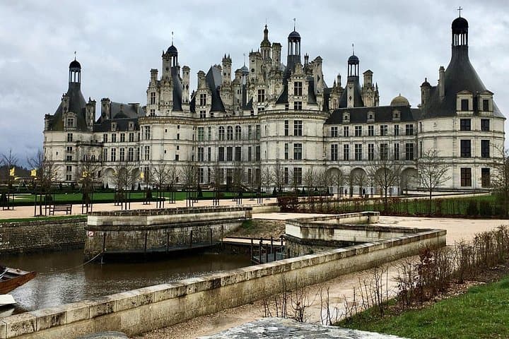 Private 3 Loire Castles Live Guided with Wine tasting from Paris — photo 13