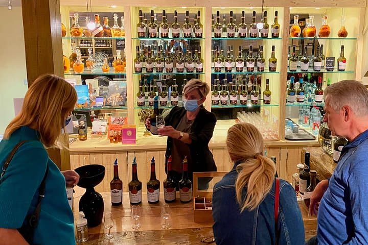 Mont Saint-Michel Small-group by Minivan from Paris with Calvados — photo 6