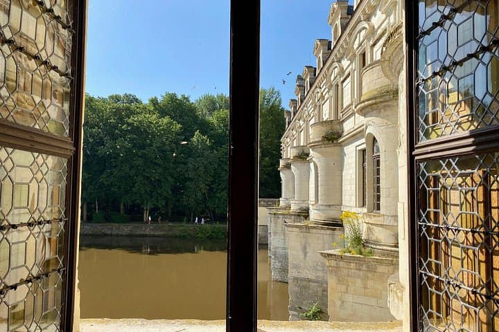 Loire Castles Chenonceau, Chambord & 2 Wineries Private Trip — photo 6
