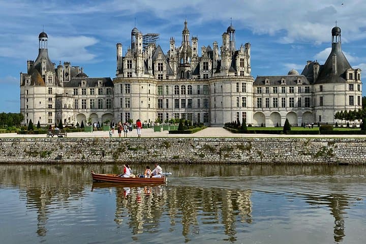 Loire Castles Chenonceau, Chambord & 2 Wineries Private Trip — photo 1