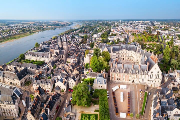 Loire Valley Castles Day Trip from Paris with Complementary Wine — photo 10