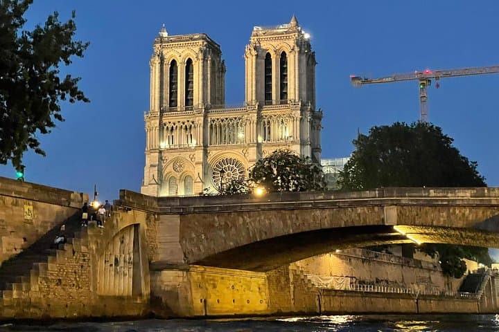 Paris Seine River Private or Shared Boat Tour — photo 20