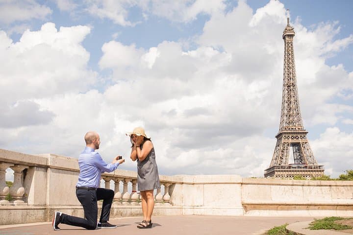 1-hour Photoshoot at the Eiffel Tower Trocadero Paris — photo 10