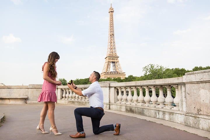 1-hour Photoshoot at the Eiffel Tower Trocadero Paris — photo 3