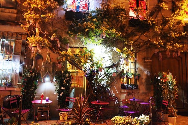 Dark Heart of Paris: History, Legends & Mysteries Walking Tour — photo 6
