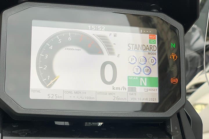 Scooter rental X-ADV Honda 2023 (A2 license) Paris — photo 6