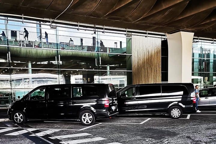 Private Transfer from Charle de Gaulle Airport to Paris — photo 6