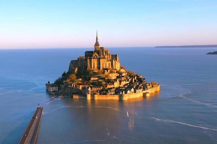 Private Tour to Mont St-Michel and Honfleur from Paris — photo 1