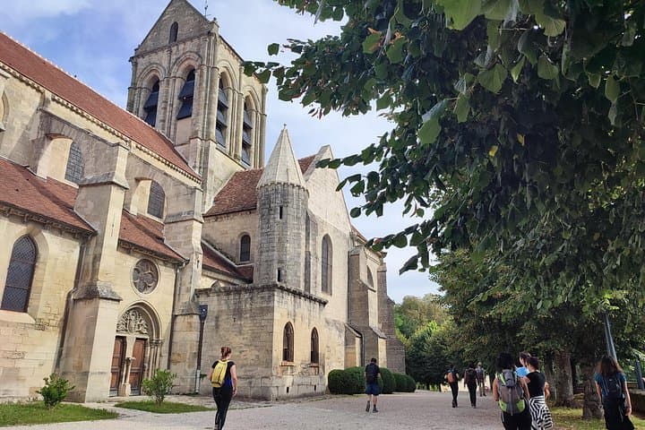 Hiking Adventure in Van Gogh's Footsteps with 6 miles walk — photo 3