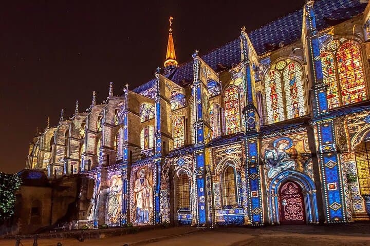 Chartres Cathedral Private Tour from Paris — photo 1