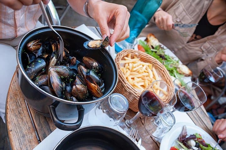 Paris: Private French Food & Wine Walking Tour in Le Marais — photo 12