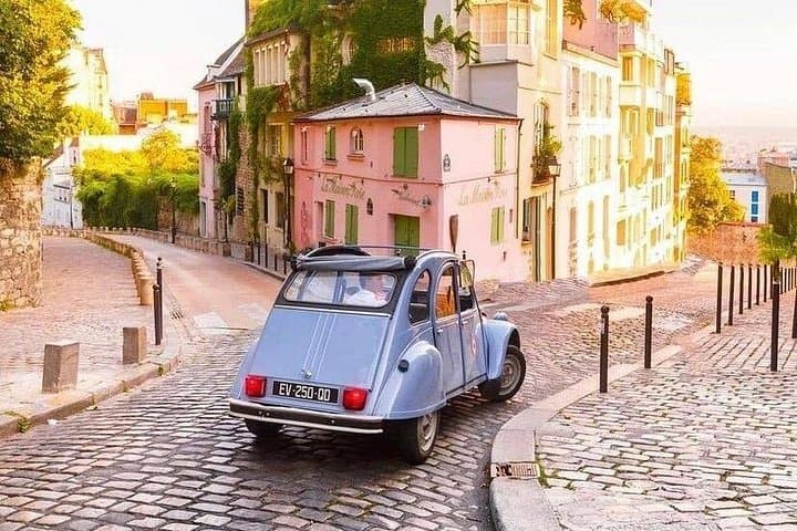 Vintage 2CV Adventure: 3-Hour Paris Highlights Tour — photo 2