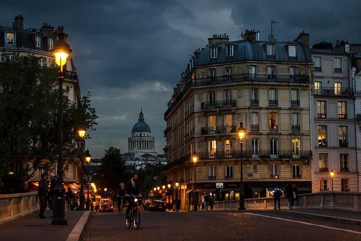Private illumination Tour in Paris with Indian Dinner hotel Pickup — photo 8