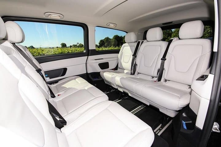 Paris Private Airport Transfer: CDG or Orly – Business Van — photo 17