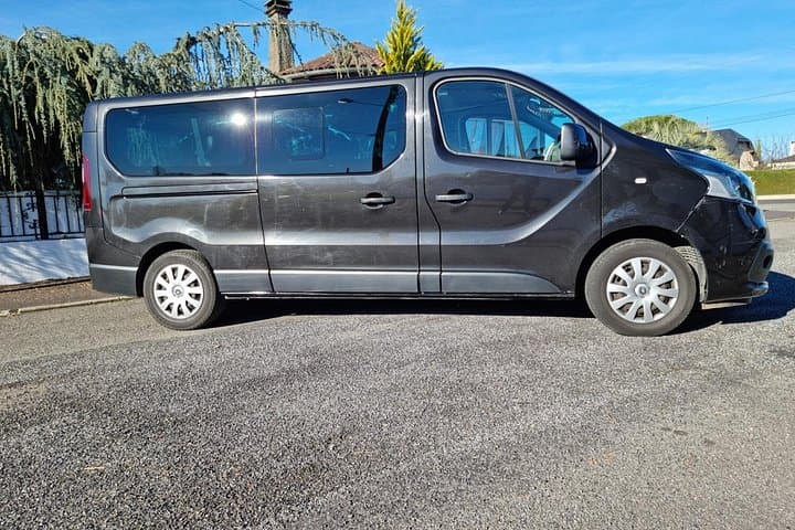 Transfer from Tarbes Lourdes Pyrénées Airport to Gavarnie-Gédre