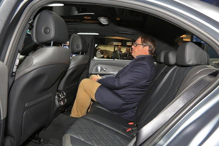 Transfer from Orly/CDG/LBG Airport to Paris (E-Class 2pax) — photo 6