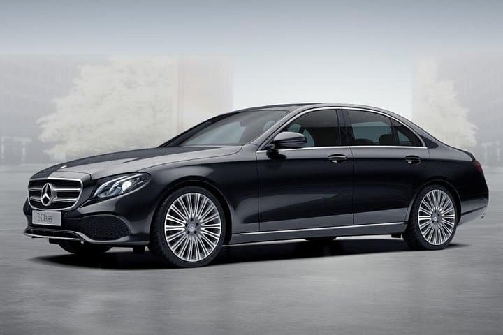 Transfer from Orly/CDG/LBG Airport to Paris (E-Class 2pax) — photo 7