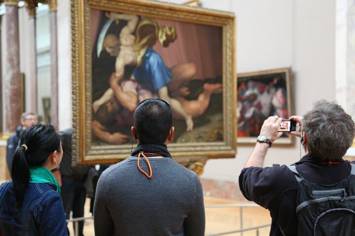 Louvre Museum Masterpieces Guided Tour with Access — photo 20