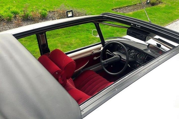 Vintage Car Paris Tour Citroën DS with open roof Paris City Tour — photo 4