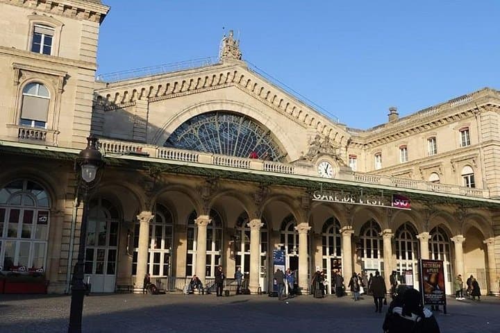 Private One Way Transfer frm Railways Station to Hot in Paris 1-3 — photo 5
