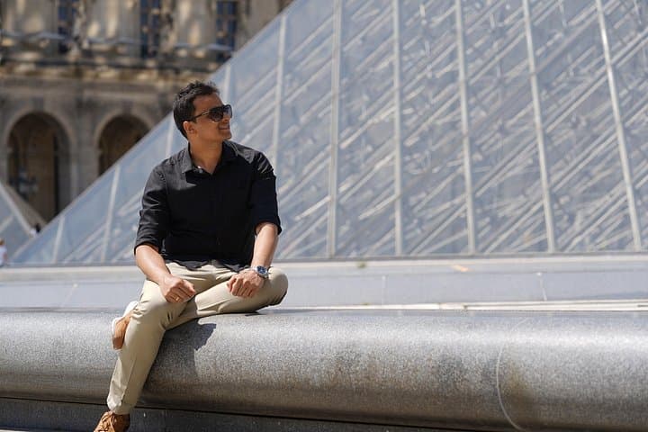 Paris: Your Own Private Photoshoot at Louvre Museum — photo 10