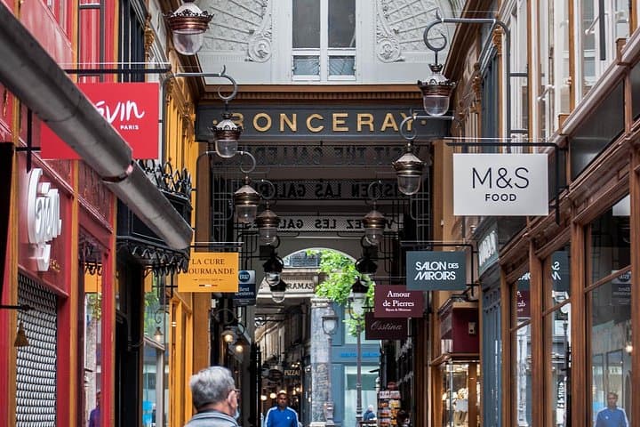 Paris Covered Passages Private Walking Tour plus Cruise Option — photo 4