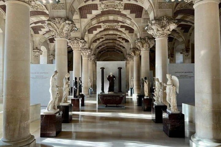 Mona Lisa First Access - Louvre Private Guided Tour — photo 8