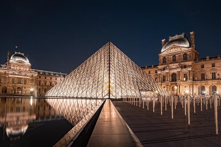 Private illumination Tour in Paris with Indian Dinner hotel Pickup — photo 9
