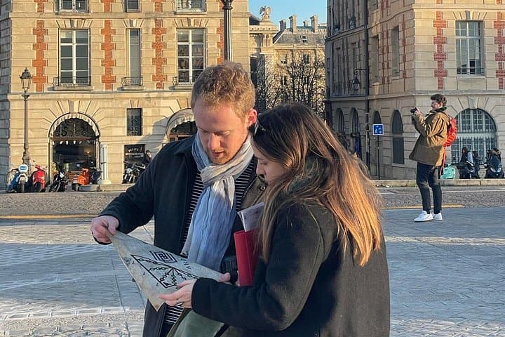 Outdoor Escape Game in Paris : The Stone of Nicolas Flamel — photo 2