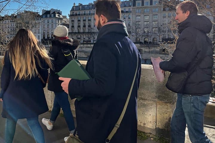Outdoor Escape Game in Paris : The Stone of Nicolas Flamel — photo 5
