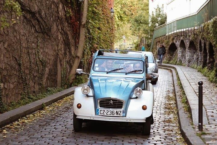 Vintage 2CV Adventure: 1 Hour 30 min Paris Secrets Tour — photo 5
