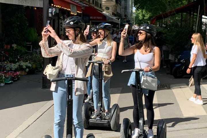Paris City Sightseeing Half Day Guided Segway Tour with a Local Guide — photo 3