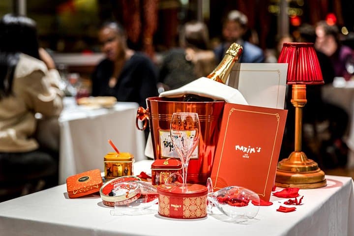 Paris Seine River Dinner Cruise by Maxim's with Champagne & Music — photo 2