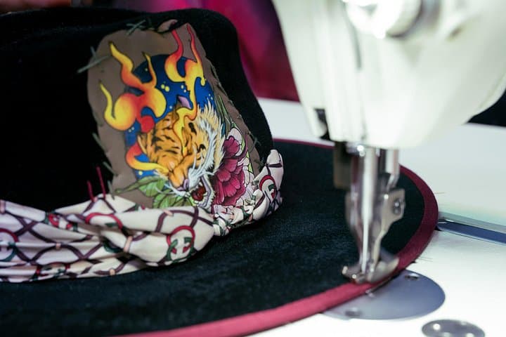 Visit a workshop - create a unique hat with Lady Gaga's hatmaker — photo 7