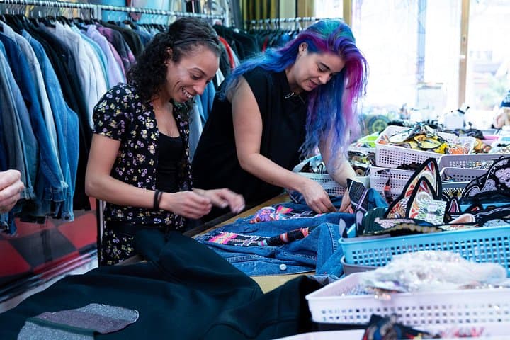 Customize a unique denim jacket with French celebrities’ designer — photo 6