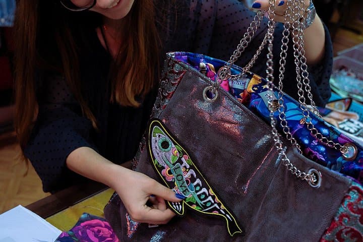 Visit a Workshop Create Your Unique Luxury Bag in Central Paris — photo 9