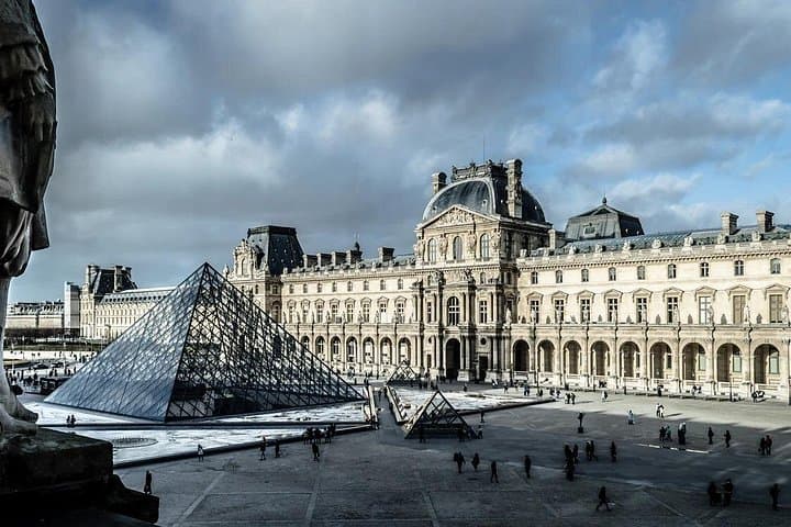 Paris Tour with Hotel Pick Up — photo 16