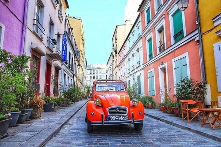 Vintage 2CV Adventure: 3-Hour Paris Secrets Tour — photo 3
