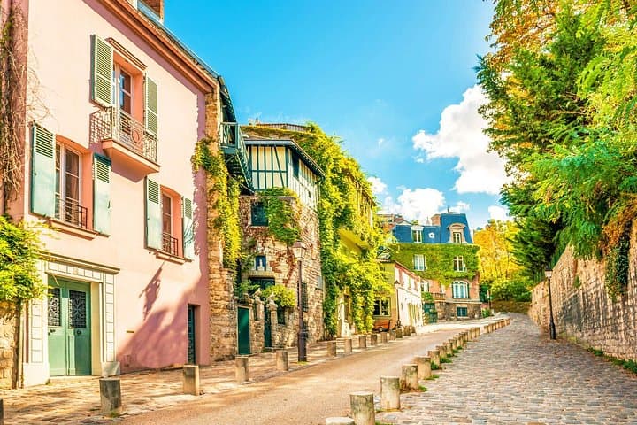 Paris Montmartre Self-Guided Walking Tour and Scavenger Hunt — photo 2