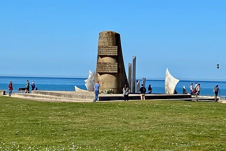 Private Normandy D-Day Tour from Paris with 6 Historic Sites — photo 5