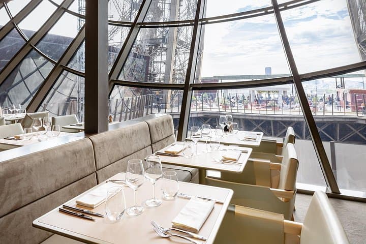 Paris Late Lunch at Eiffel Tower's Madame Brasserie Restaurant — photo 1